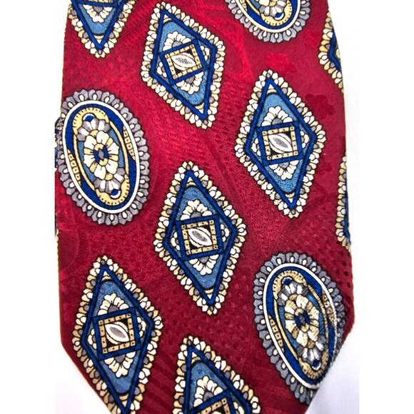 Vintage Bristol Bay Red & Blue Silk Tie With Geometric Floral Pattern - Picture 2 of 6